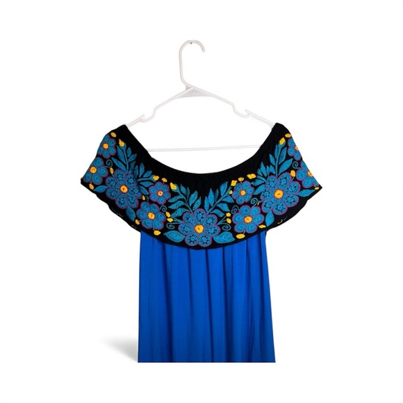 🌼 Vintage Handmade Mexican Dress – Hand-Stitched in Oaxaca, Mexico 🌼 - Picture 2 of 13